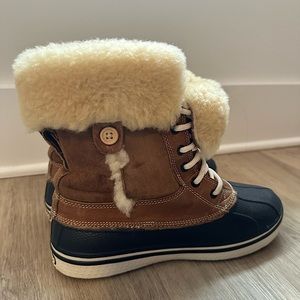 CROCS All Cast Duck Boots Faux Fur Winter Boots Great Condition Size 8 Womens